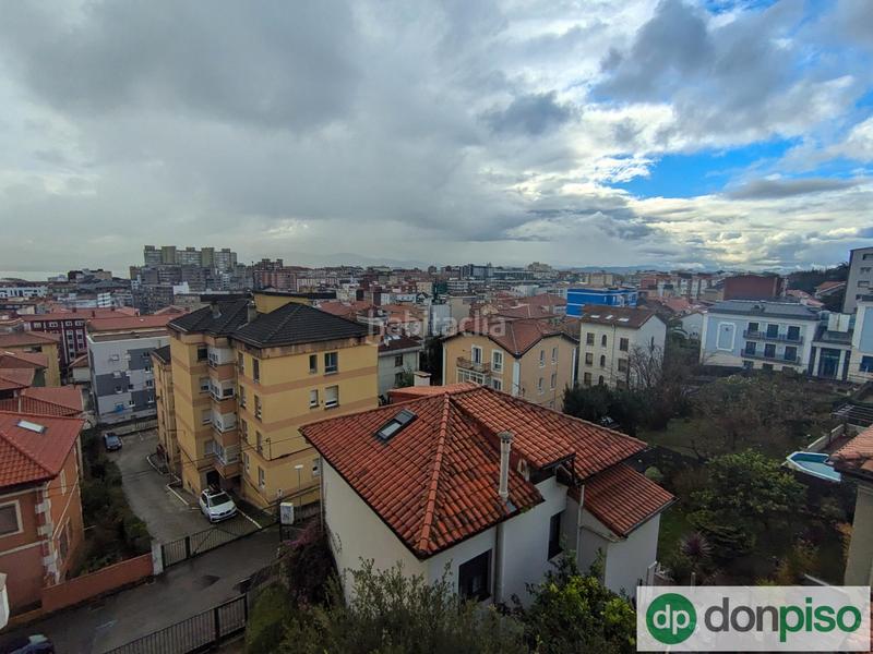 Foto e6a35f9a-da1c-436e-aa9e-4e26a9e6954d. Pis amb calefacció aparcament a General Dávila Santander
