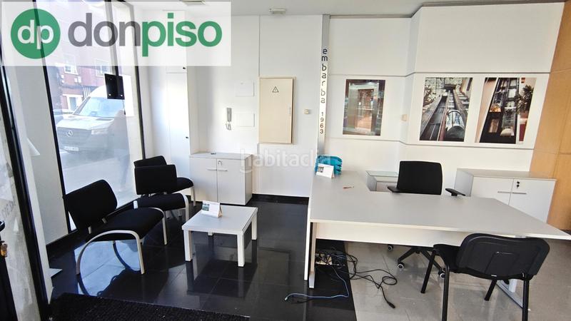 Foto 7ff06f11-ff94-4557-8dd3-3ebe18ec6644. Affitto locale commerciale in calle castilla 85 in Santander