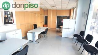 Local Comercial en Calle Castilla 85