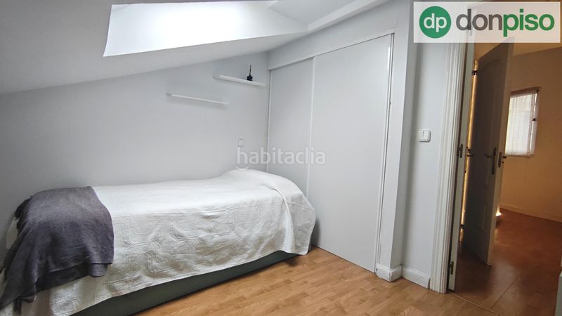 Foto 5323e6df-ae07-4b81-89a5-8bf198ee3b13. Dúplex a calle jesús de monasterio 9 a Centro - Ayuntamiento Santander