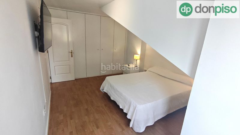 Foto b16ff72b-bd01-4e95-a611-dd52789a3710. Dúplex a calle jesús de monasterio 9 a Centro - Ayuntamiento Santander