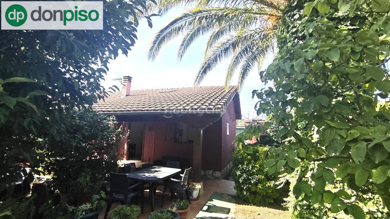 Foto e5974041-cbde-4b04-9b7b-8a3586609871. Casa aparellada amb aparcament a Corrales de Buelna (Los)