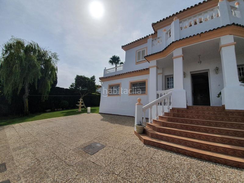 Foto 394a04fa-5ce4-4ca1-a75f-5d5d5feac48d. Lloguer casa amb aparcament piscina a La Alcaidesa