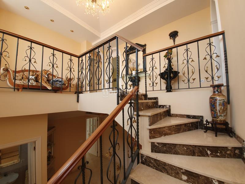 Foto a3de8a82-3bae-4b22-9a8f-68ee99ed1d81. Lloguer casa amb aparcament piscina a La Alcaidesa