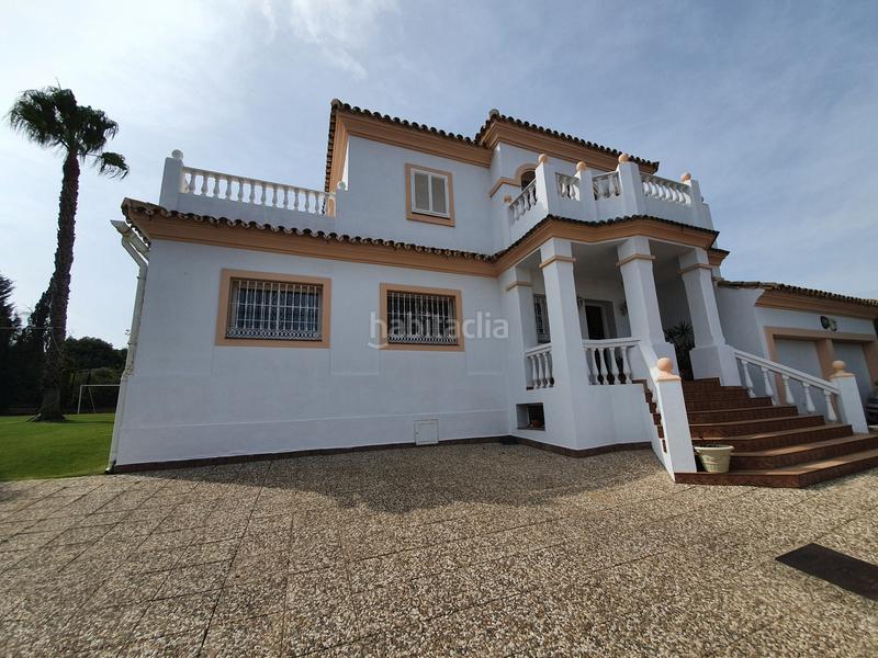 Foto acccd2ab-bf47-4d30-8781-77da03442a46. Lloguer casa amb aparcament piscina a La Alcaidesa