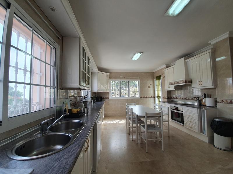 Foto c233da72-17d4-4a7a-b992-65bdfa23134c. Lloguer casa amb aparcament piscina a La Alcaidesa