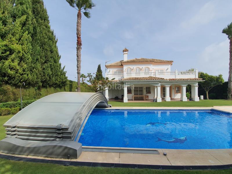 Foto fb86dea7-8735-43ee-8165-7259f61c4f88. Lloguer casa amb aparcament piscina a La Alcaidesa