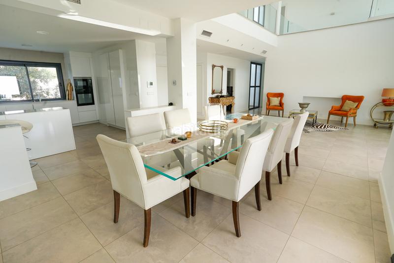 Foto 4898de53-9fb5-4467-86de-14976762a8e9. Casa amb aparcament piscina a La Alcaidesa