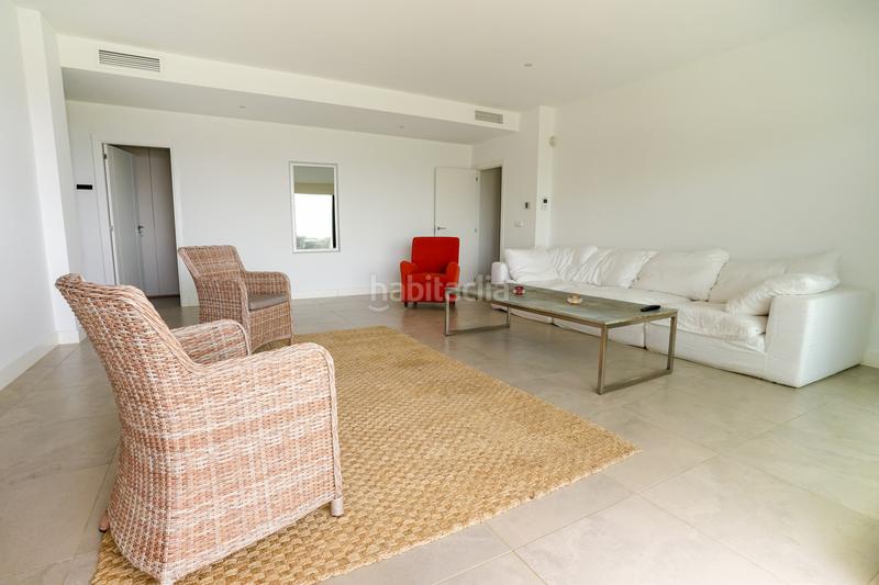 Foto 8fba397f-2cd0-4c72-bc47-97284eee5575. Casa amb aparcament piscina a La Alcaidesa