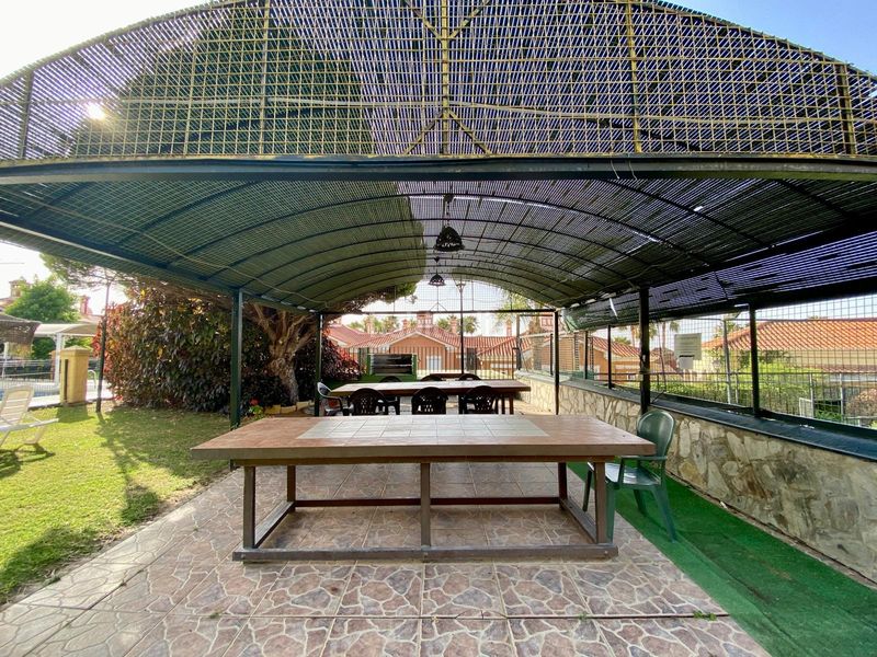 Foto 11bbbb14-1239-44de-9fed-c276613986aa. Casa adossada amb aparcament piscina a La Alcaidesa