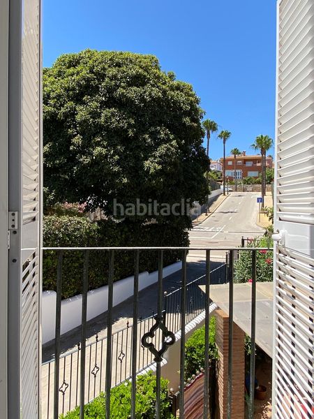 Foto fa53ba3f-e493-4a75-8b54-1ece4241247a. Casa adossada amb aparcament piscina a La Alcaidesa