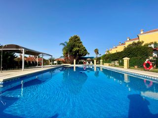 Semi detached house in La Alcaidesa