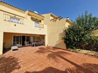 Semi detached house in La Alcaidesa