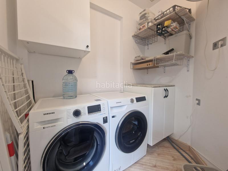Foto f3e8d7d6-ff65-4333-815a-6bb82c0f56e4. Lloguer planta baixa amb aparcament piscina a La Alcaidesa