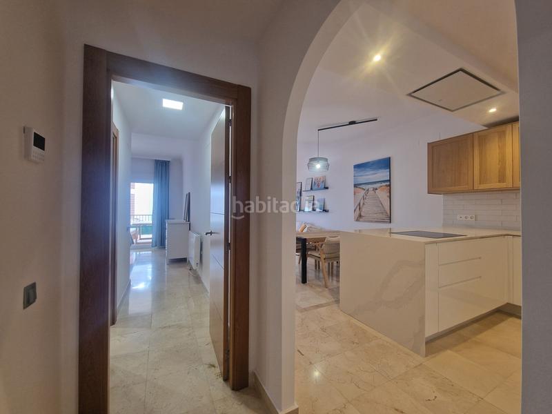 Foto 8a1068f0-69a2-44b0-af21-b3ffca6fdc35. Location rez-de-chaussée avec parking piscine dans La Alcaidesa