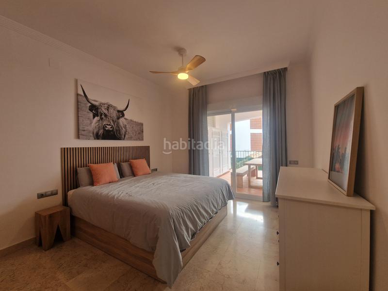 Foto d2923b9a-73c7-4ca5-a363-7b378e4a1910. Location rez-de-chaussée avec parking piscine dans La Alcaidesa