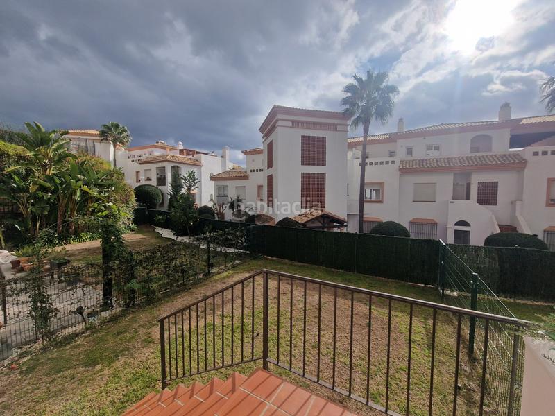 Foto d81d9d6a-1787-4494-aaa5-c98f600f1b6e. Location rez-de-chaussée avec parking piscine dans La Alcaidesa