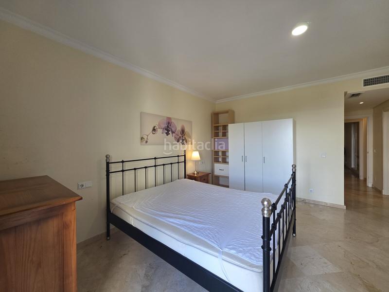 Foto 130d77be-7700-40e9-973d-15c464c9a1f7. Planta baixa amb aparcament piscina a La Alcaidesa