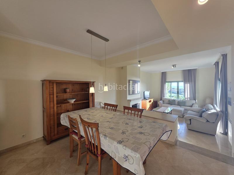 Foto 36eab927-2699-45eb-837c-42a45869dec2. Planta baixa amb aparcament piscina a La Alcaidesa