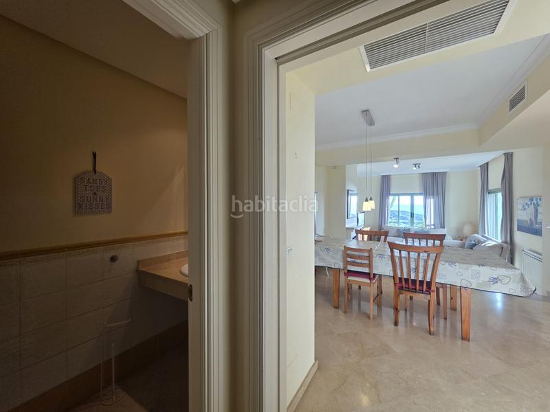 Foto c56b8b4d-a2d5-4079-aa24-517b337776a1. Planta baixa amb aparcament piscina a La Alcaidesa