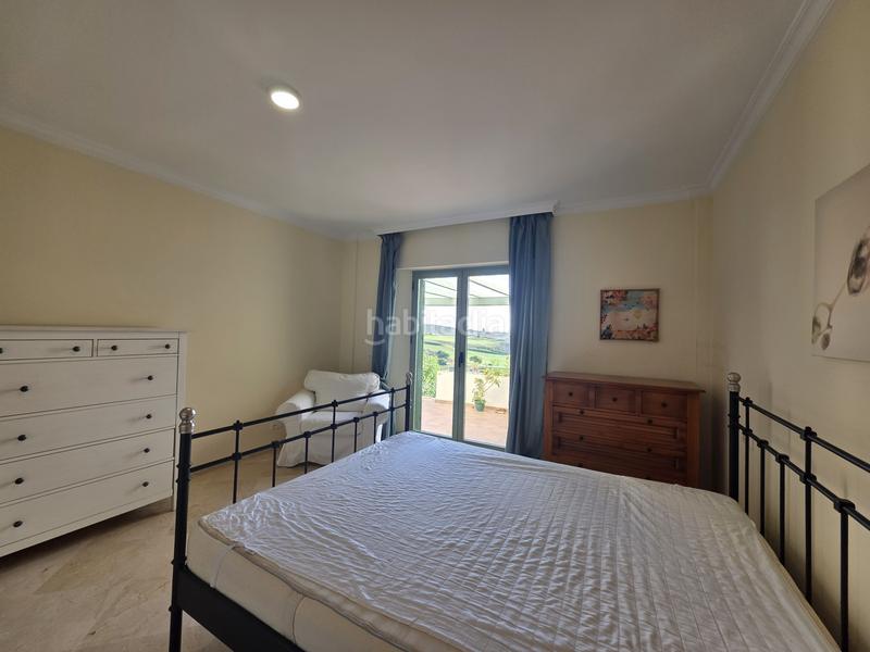 Foto dd60946d-c350-472a-a8ff-fdc72b2120fc. Planta baixa amb aparcament piscina a La Alcaidesa