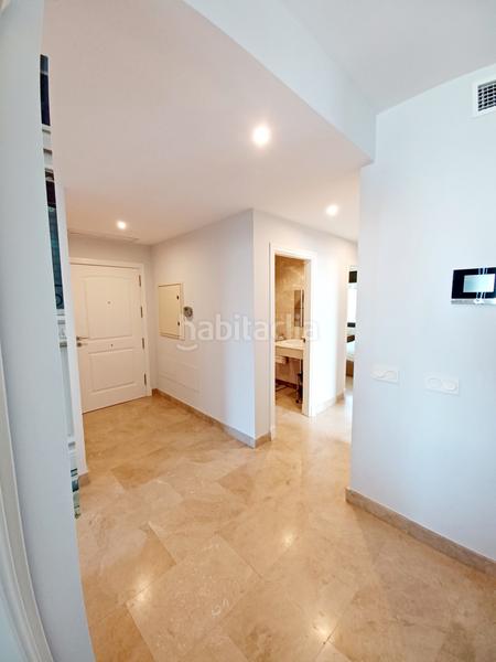 Foto 3d273acc-8a7e-4278-bf8e-ea41ca60e725. Rent ground floor with parking pool in La Alcaidesa