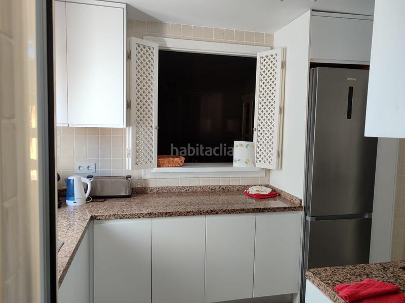 Foto be38c995-7873-4306-941f-e8afad1d4825. Lloguer planta baixa amb aparcament piscina a La Alcaidesa