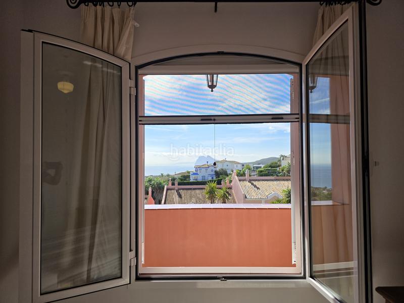 Foto 4451fe13-f25c-405f-ae90-bc860bf3fae3. Casa adossada amb aparcament piscina a La Alcaidesa