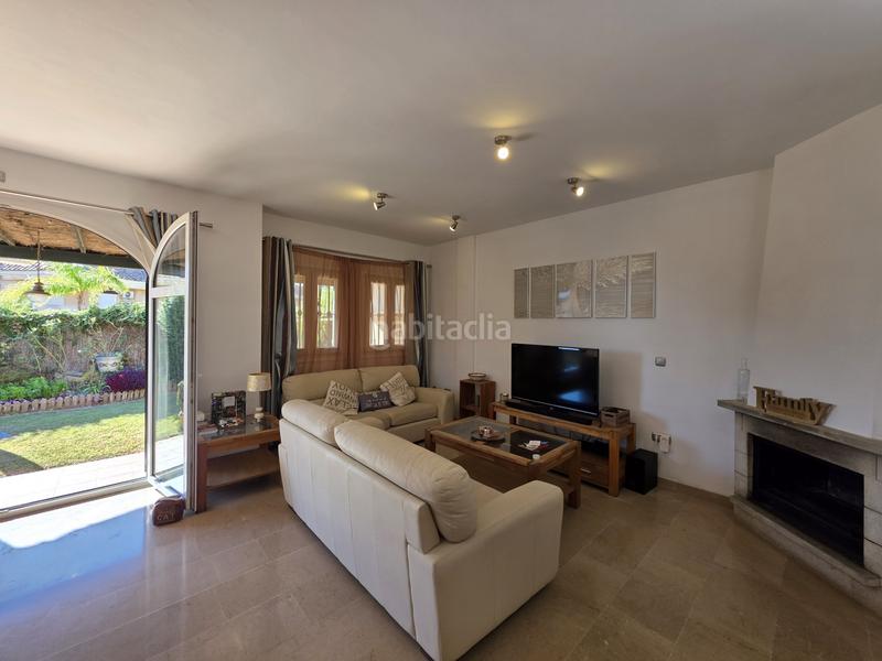 Foto 09c3902f-d670-4858-b7d3-da0b8bb69c46. Casa en La Alcaidesa