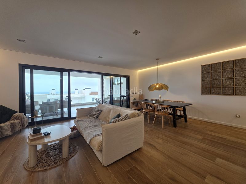 Foto 567bcb54-0a3b-4bc4-9308-b1b8d0b43015. Apartament amb aparcament piscina a La Alcaidesa