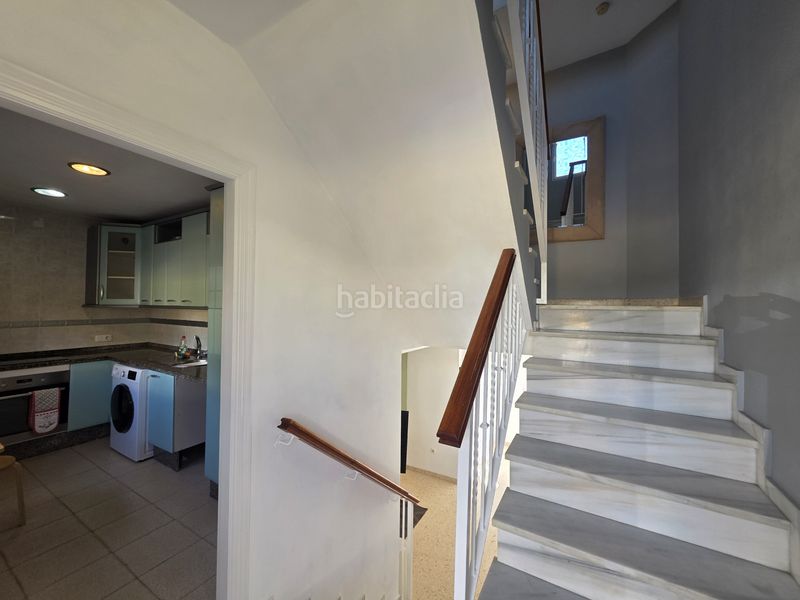 Foto d874fa01-e2e7-4b65-a8f5-086a2b4431ce. Casa adossada amb aparcament piscina a La Alcaidesa