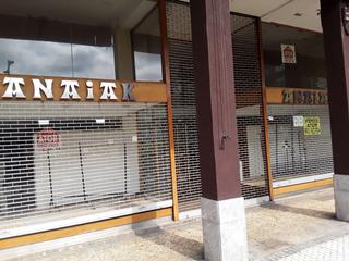 Lloguer Local Comercial  Kale nagusia. Lasarte. centro. oportunidad. junto ayuntamiento e iglesia. loca