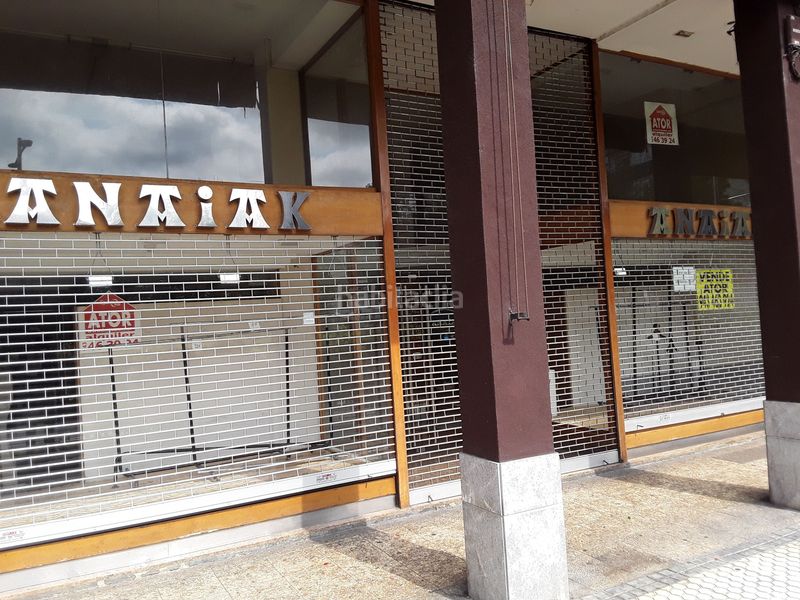 Foto 014c90b7-fe88-4341-93fd-a06237b27551. Rent business premise in Lasarte - Oria
