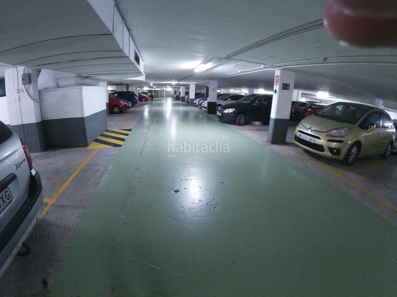Foto a98c872b-183a-452e-b4d1-87d050756497. Alquiler parking coche raya garaje para coche grande. en Donostia - San Sebastián