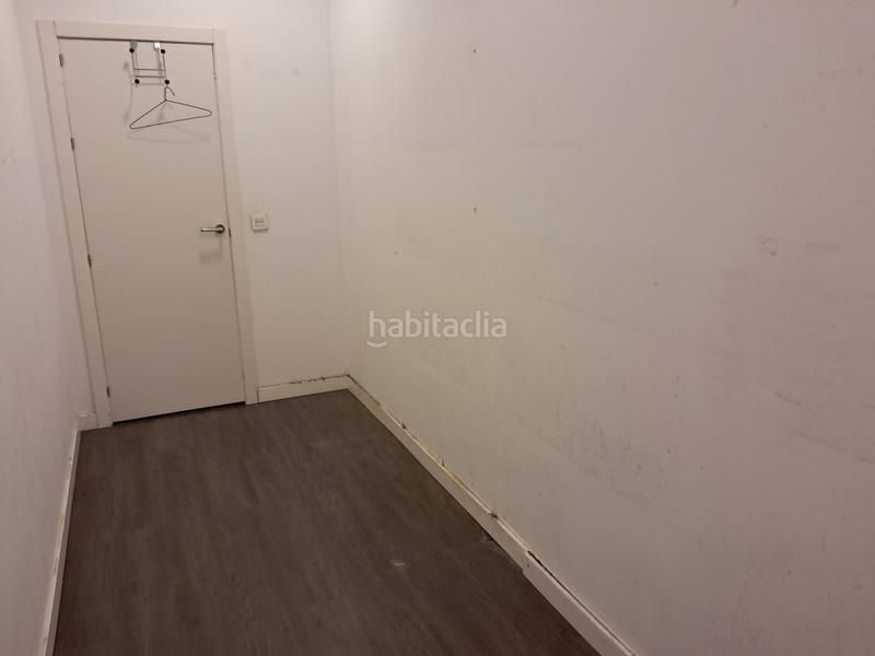 Foto eb33d290-af00-44ce-99b6-a932827c9556. Affitto locale commerciale in Hernani