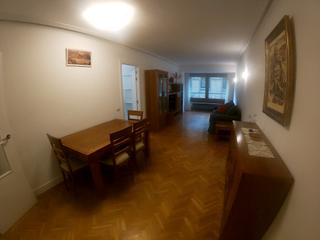 Miete Etagenwohnung  Calle de los reyes catolicos. Bonito piso de 90 m2 exterior a la calle. reciente construcción.