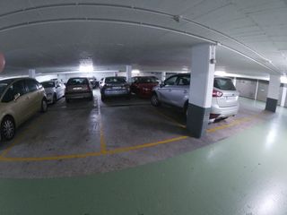 Aparcament cotxe a Amara Zaharra-Arbaizenea. Garaje de 13,50 m2 en primera planta sótano, edificio de recient