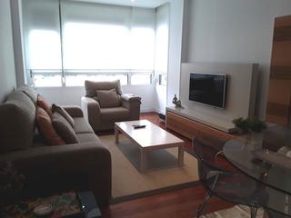 Lloguer Pis  Plaza lasala de. Piso alto con ascensor. tiene una superficie de 80 m2.