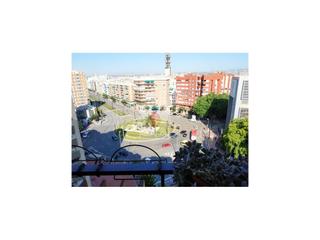 Pis en La Fama. Piso plaza juan xxiii de 4 dormitorios en la plaza juan xxiii
