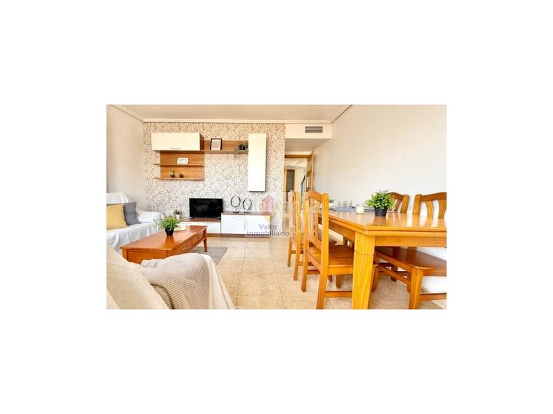 Foto f83f7e7b-7817-4fa7-ac20-6d8c321fb835. Pis a Guadalupe Murcia