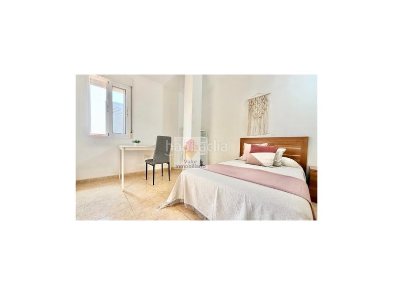 Foto f879e596-3640-4f64-bbd7-0e84c6d5f293. Pis a Guadalupe Murcia