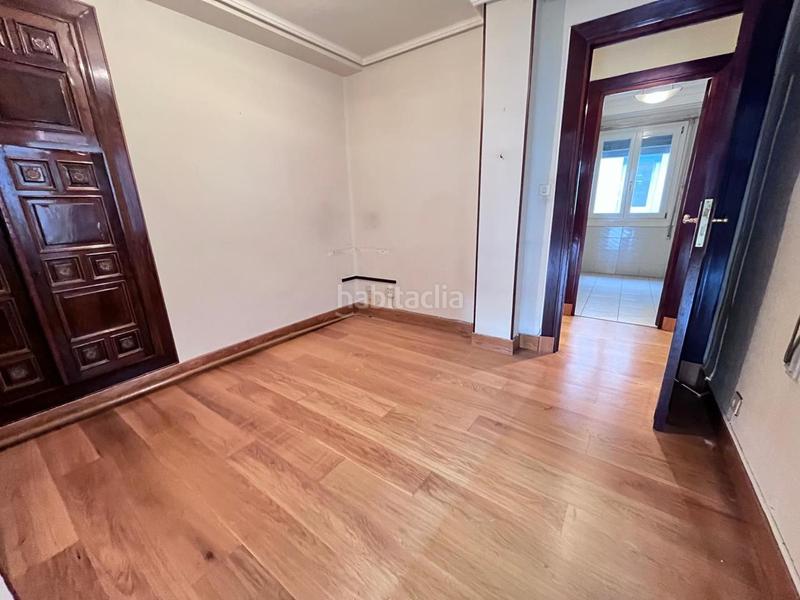 Foto 03d761d8-f416-4f72-95a3-e616c7fe8e4f. Etagenwohnung mit heizung in Ensanche Vitoria - Gasteiz
