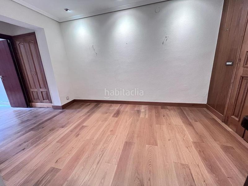 Foto 2c5edfca-6cda-4e38-9466-6efef1c97b36. Etagenwohnung mit heizung in Ensanche Vitoria - Gasteiz