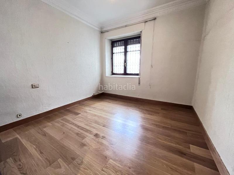 Foto 4bcbb098-84db-461c-88c6-601bbd991c02. Etagenwohnung mit heizung in Ensanche Vitoria - Gasteiz