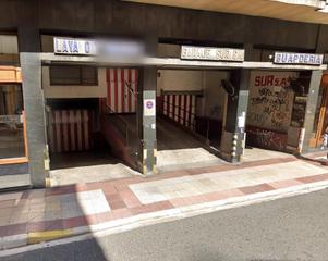 Aparcament cotxe  Manuel iradier kalea. Este plaza de parking se encuentra en manuel iradier, 01005, vit