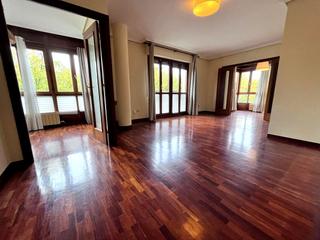 Appartement  Salbaterrabide kalea. Excelente vivienda en el batan