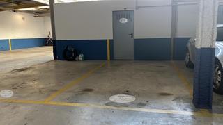 Aparcament cotxe  Domingo beltran de otazu kalea. Calle domingo beltrán  plaza con trastero