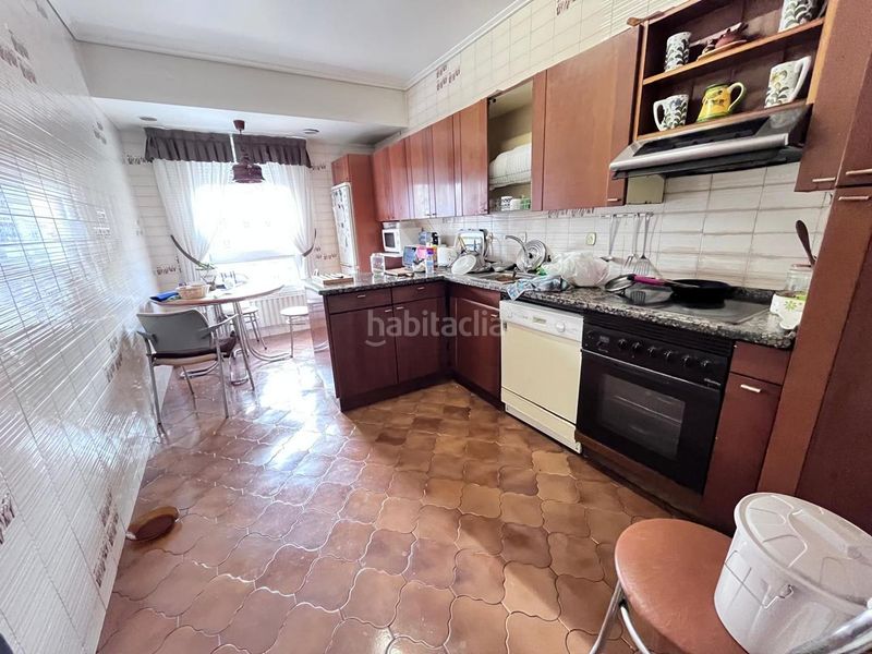 Foto 6ceba5b6-1c07-4964-9f08-d8b412a1302f. Pis amb calefacció aparcament a El Anglo Vitoria - Gasteiz