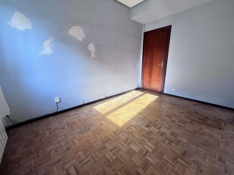 Foto d1500747-536b-4c0b-bbc8-ca8d0d980dd4. Flat with heating in Desamparados Vitoria - Gasteiz