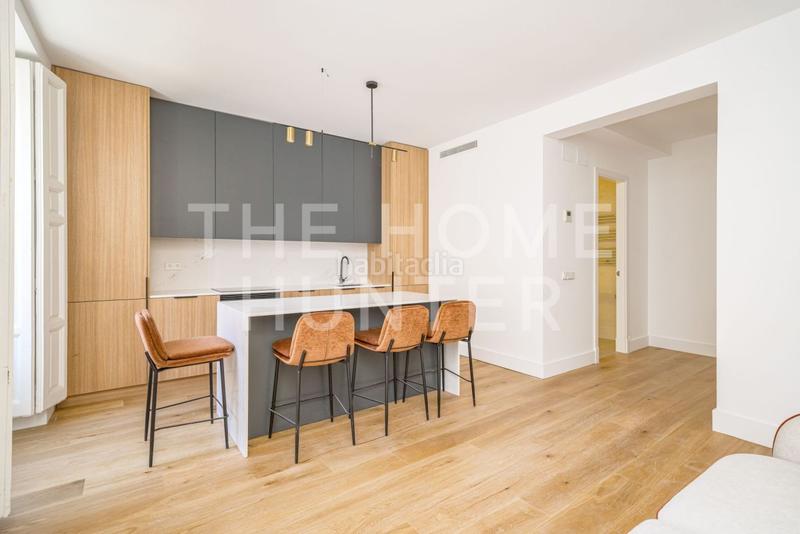 Foto eb403deb-d7d4-41c4-aa32-018f987e7821. Piso  de 67 m2 en venta en embajadores, en Embajadores-Lavapiés Madrid